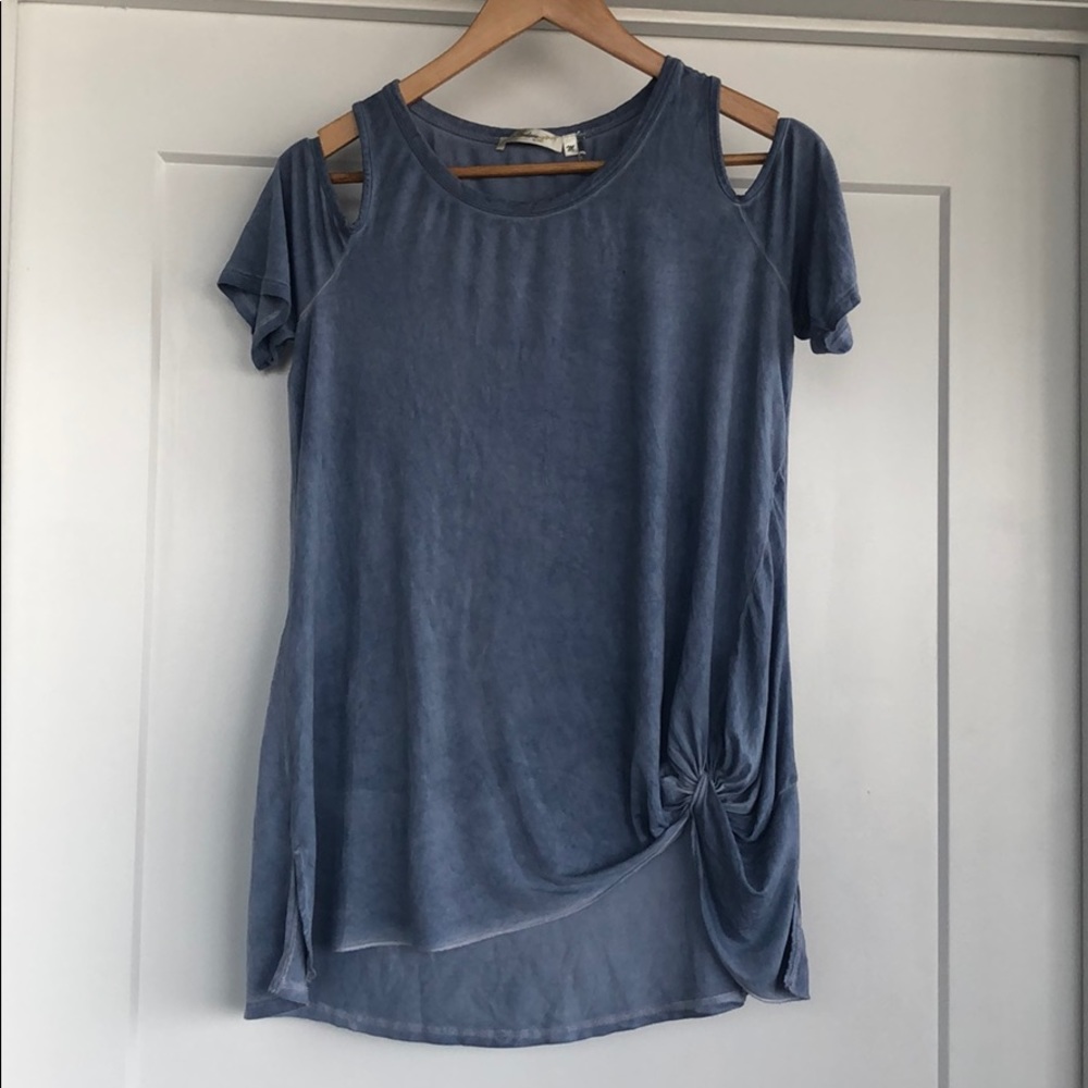 Cold shoulder extremely soft shirt